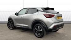 Nissan Juke 1.0 DiG-T N-Connecta 5dr DCT Petrol Hatchback